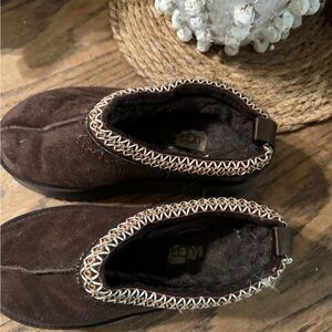 UGG Chocolate Brown platform